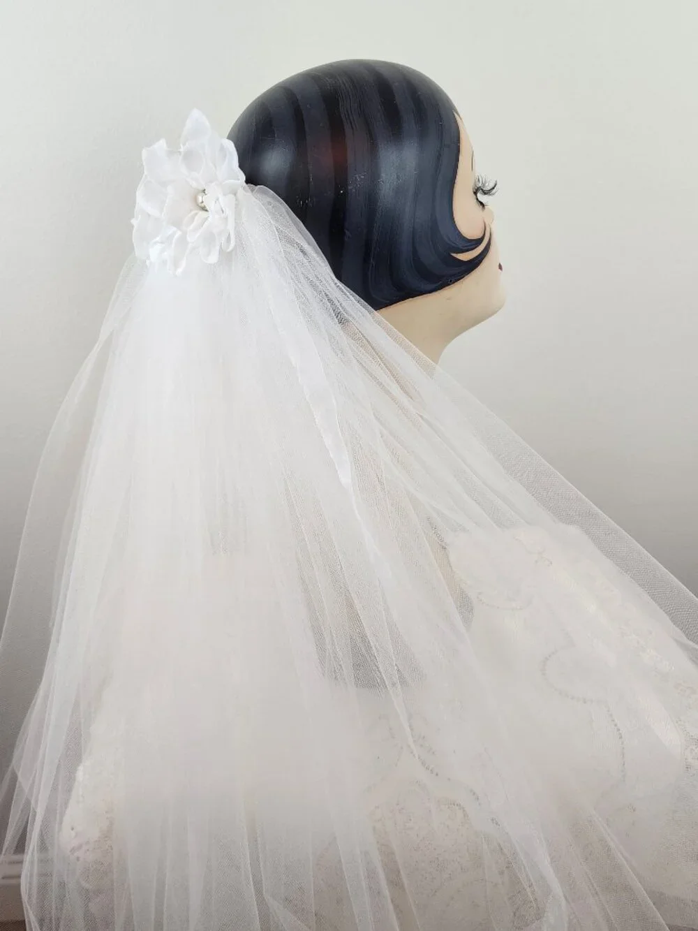 Vintage White Tulle Double Layer Wedding Bridal Veil w/ White Roses Rhinestones